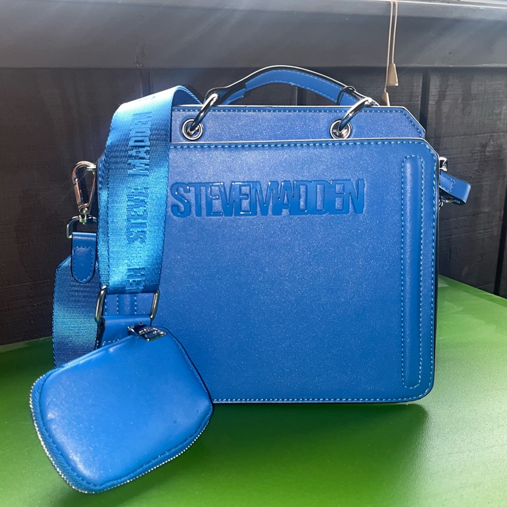 NWT - Steve Madden Bevelyn Crossbody - Blue